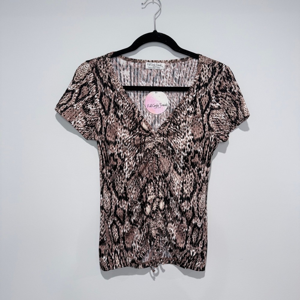 NEW FULL CIRCLE TRENDS Snakeskin Print Ruched Tie Front Short Sleeve Top Large‎